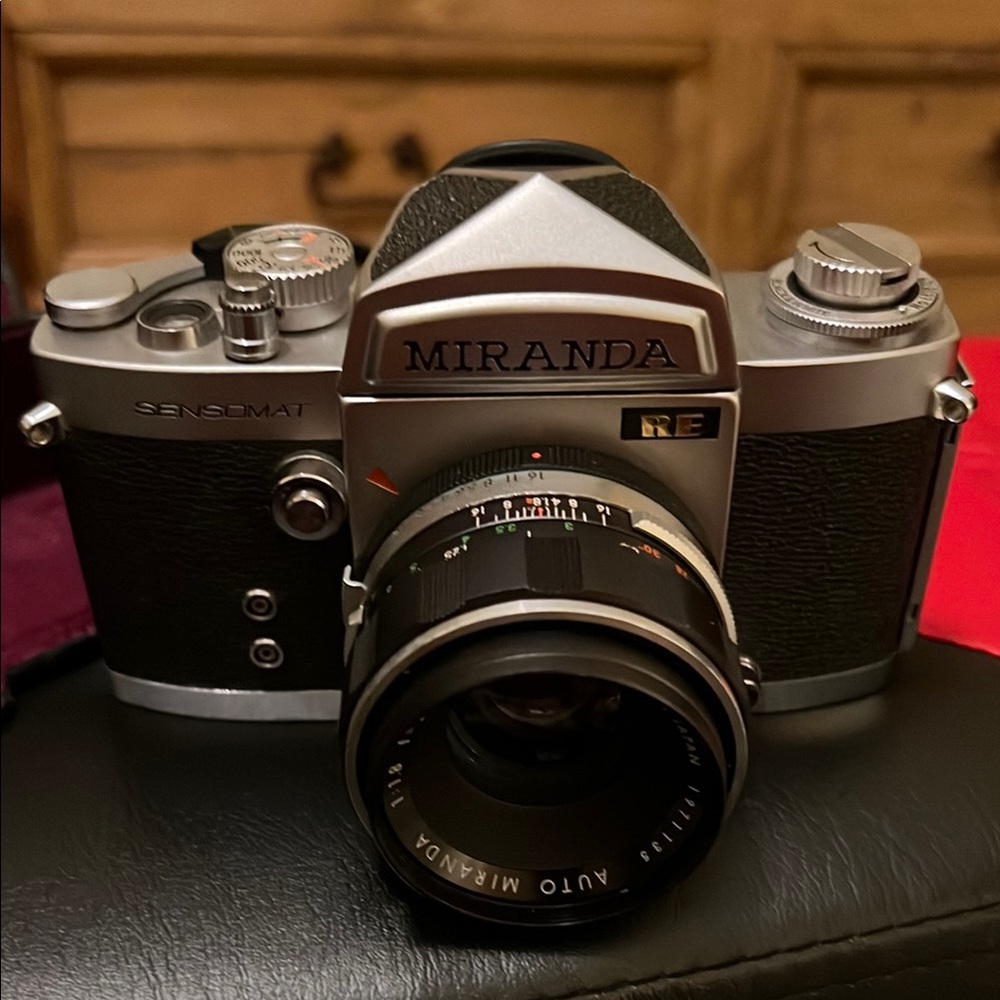 Miranda Sensomat RE 35mm Film Camera - Silver and Black